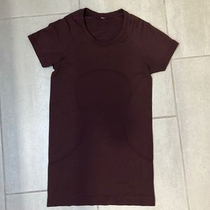 Maroon Lululemon swiftly tech short-sleeve